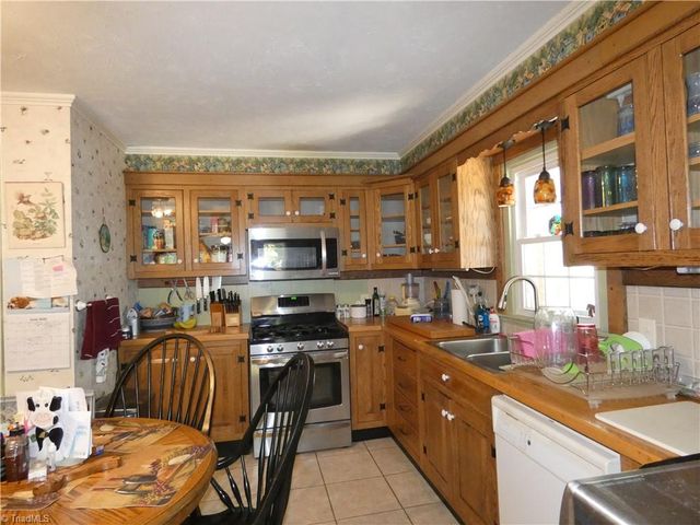 1239 Fairview Drive, Lexington, NC 27292