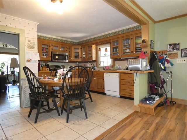 1239 Fairview Drive, Lexington, NC 27292