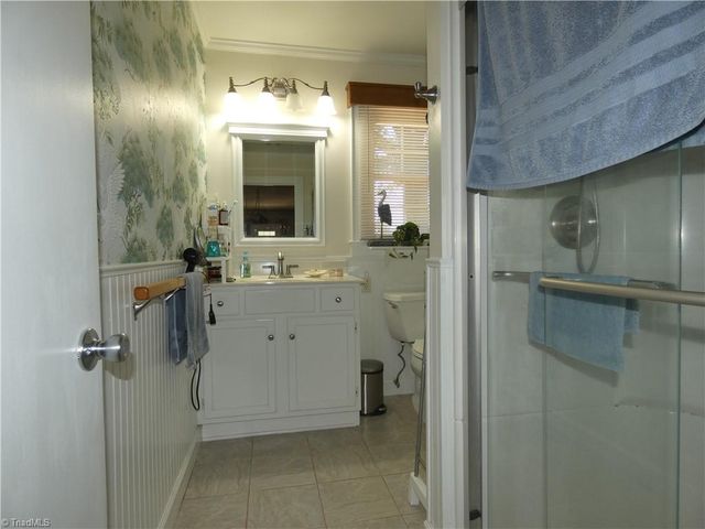 1239 Fairview Drive, Lexington, NC 27292