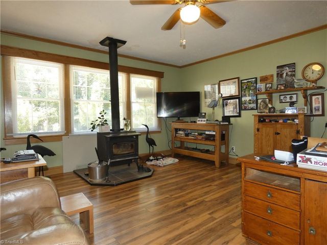1239 Fairview Drive, Lexington, NC 27292