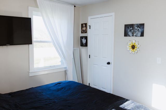 37 Maple St, Clarksville, TN 37042