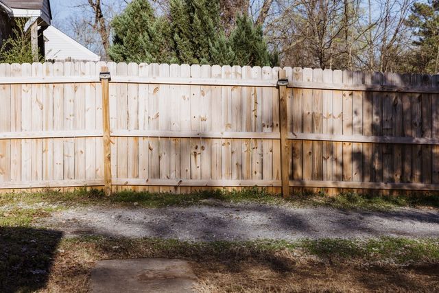 37 Maple St, Clarksville, TN 37042