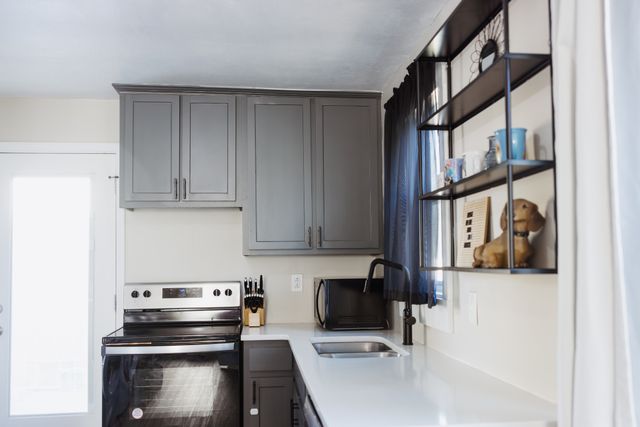 37 Maple St, Clarksville, TN 37042