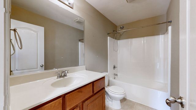100 Hickory Pointe, Dickson, TN 37055