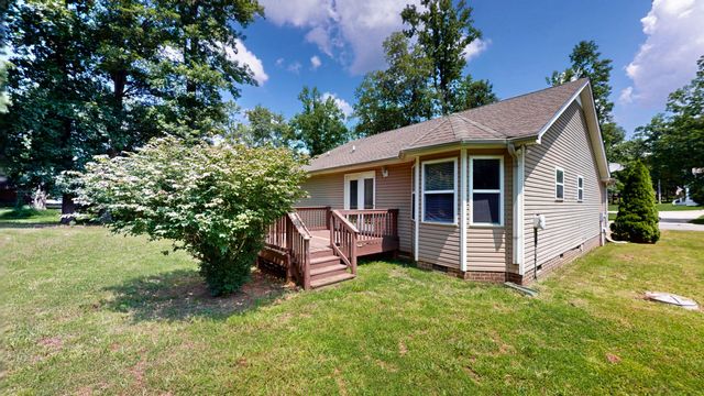 100 Hickory Pointe, Dickson, TN 37055