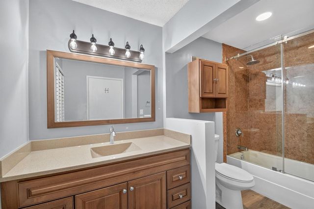 123 Yacht Club Way 307, Hypoluxo, FL 33462