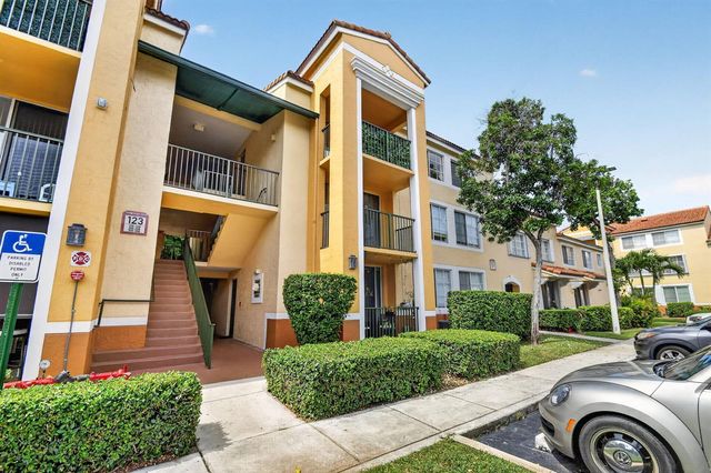 123 Yacht Club Way 307, Hypoluxo, FL 33462