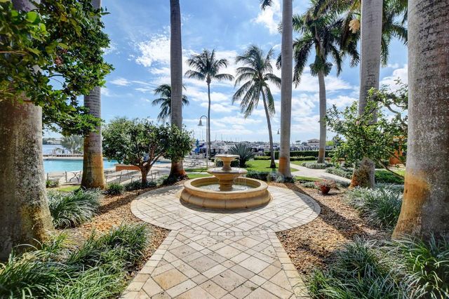 123 Yacht Club Way 307, Hypoluxo, FL 33462
