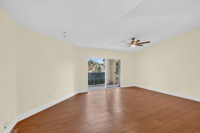 123 Yacht Club Way 307, Hypoluxo, FL 33462