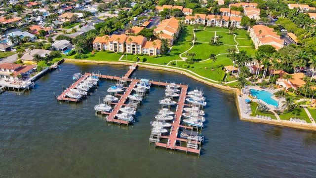 123 Yacht Club Way 307, Hypoluxo, FL 33462