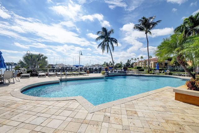 123 Yacht Club Way 307, Hypoluxo, FL 33462