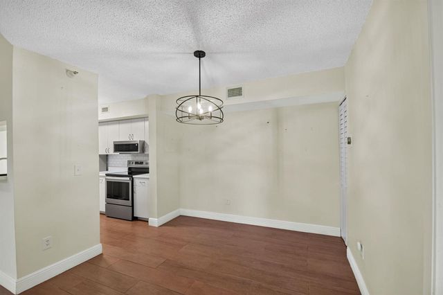 123 Yacht Club Way 307, Hypoluxo, FL 33462