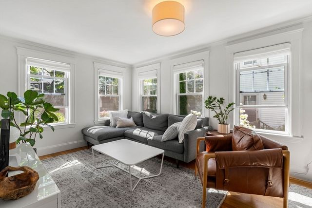 34 Avalon Rd, Milton, MA 02186