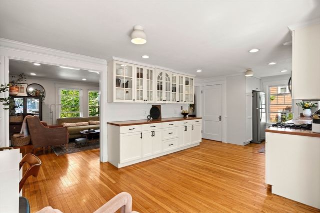 34 Avalon Rd, Milton, MA 02186