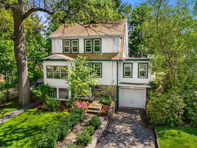 34 Avalon Rd, Milton, MA 02186