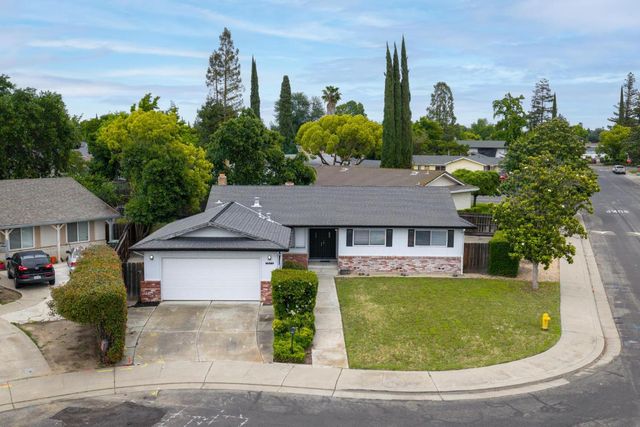 2573 Bunkerhill Dr, Stockton, CA 95209