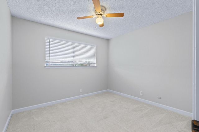 2573 Bunkerhill Dr, Stockton, CA 95209