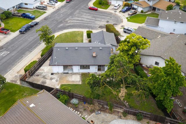 2573 Bunkerhill Dr, Stockton, CA 95209