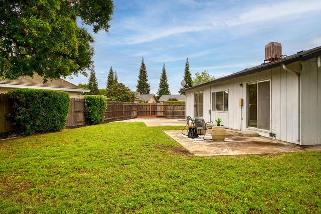 2573 Bunkerhill Dr, Stockton, CA 95209
