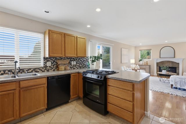 7649 68th Street NE, Marysville, WA 98270