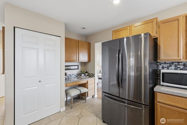 7649 68th Street NE, Marysville, WA 98270