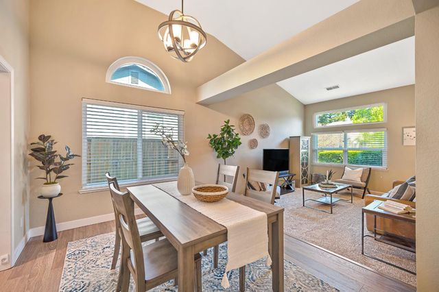 115 Chesterfield Way, Folsom, CA 95630