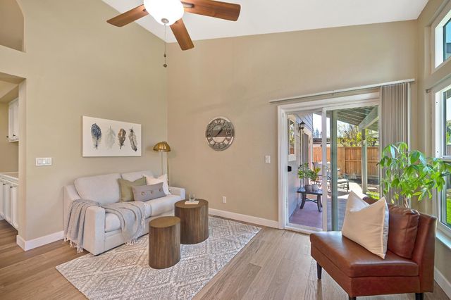 115 Chesterfield Way, Folsom, CA 95630