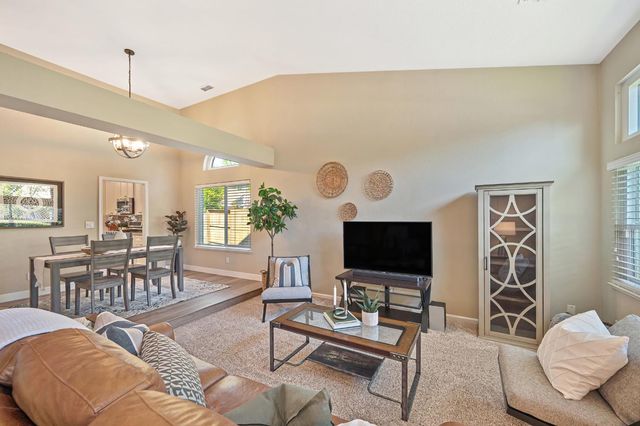 115 Chesterfield Way, Folsom, CA 95630