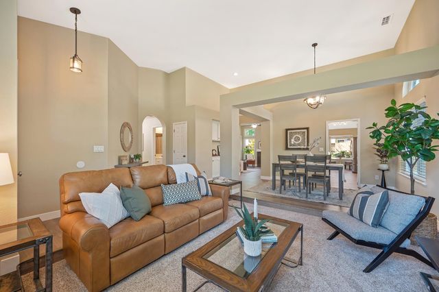 115 Chesterfield Way, Folsom, CA 95630