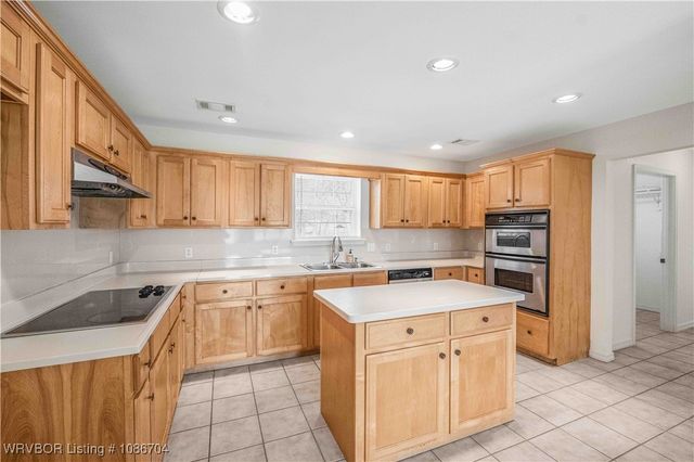 4812 Skywood Drive, Fort Smith, AR 72904