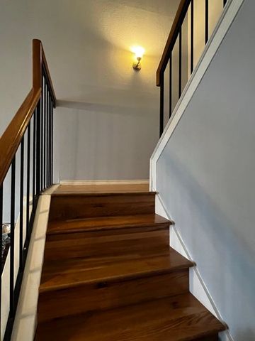 2108 Chatham Square Court, Dallas, TX 75227
