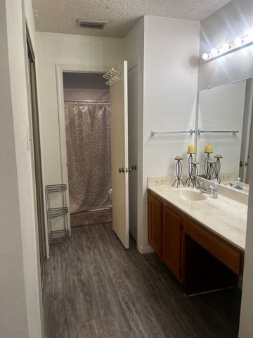 2108 Chatham Square Court, Dallas, TX 75227