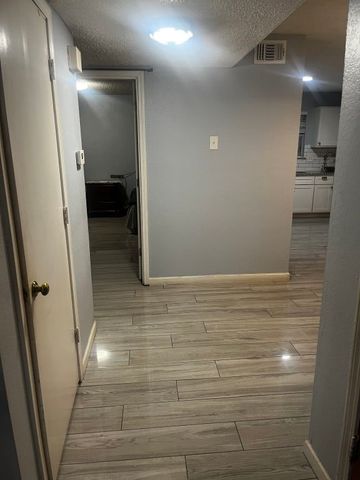 2108 Chatham Square Court, Dallas, TX 75227