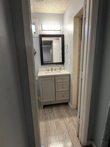 2108 Chatham Square Court, Dallas, TX 75227