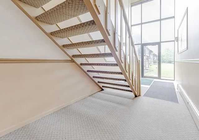 7413 Brookdale Drive 107, Darien, IL 60561