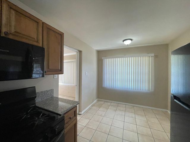 6242 N 23rd Avenue, Phoenix, AZ 85015