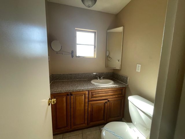 6242 N 23rd Avenue, Phoenix, AZ 85015