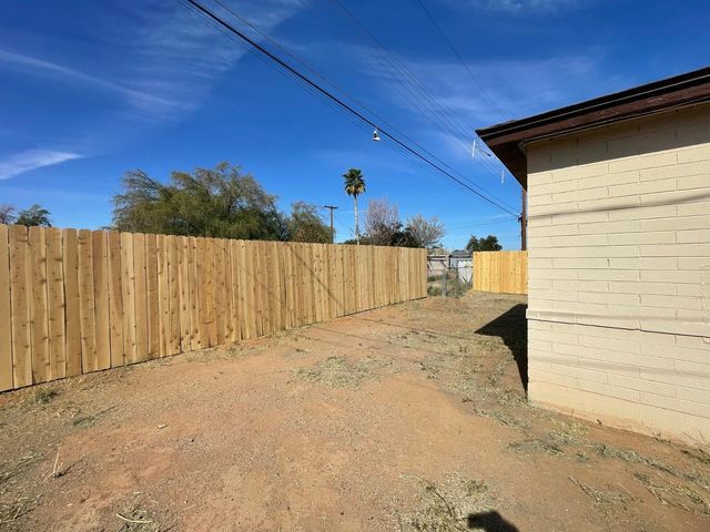 6242 N 23rd Avenue, Phoenix, AZ 85015