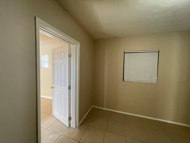 6242 N 23rd Avenue, Phoenix, AZ 85015