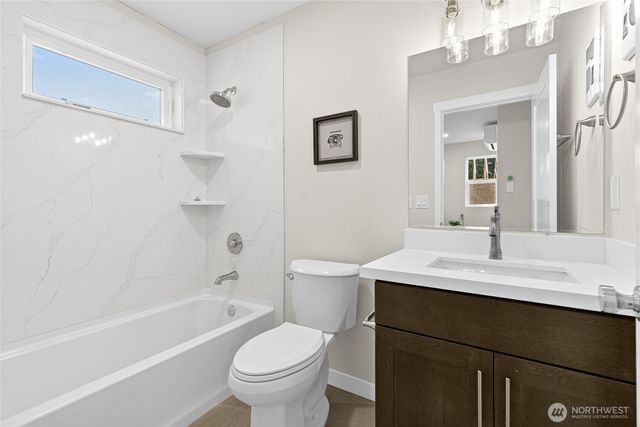 1401 N 137th Street, Seattle, WA 98133