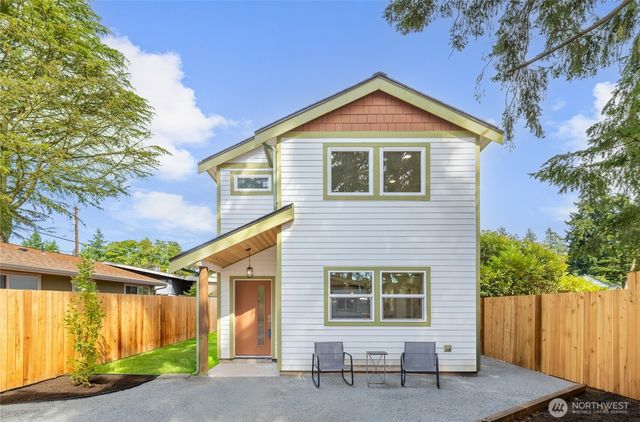 1401 N 137th Street, Seattle, WA 98133