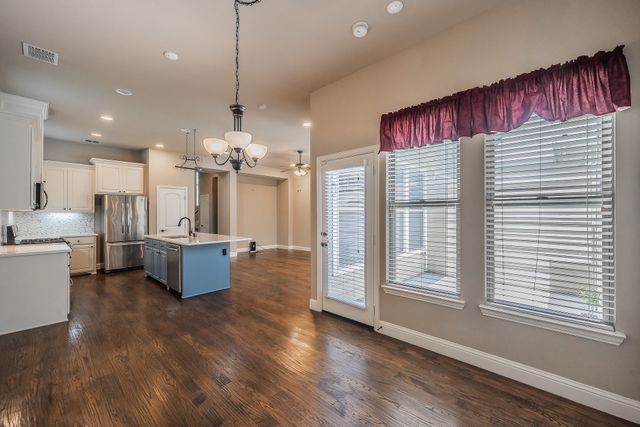 4017 Cascade Sky Drive, Arlington, TX 76005