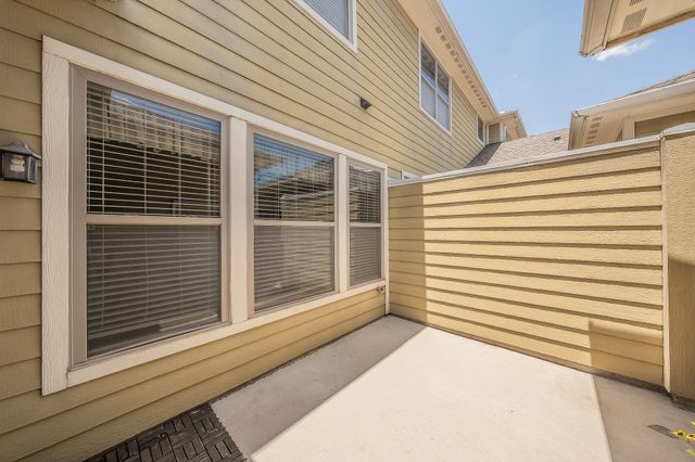 4017 Cascade Sky Drive, Arlington, TX 76005