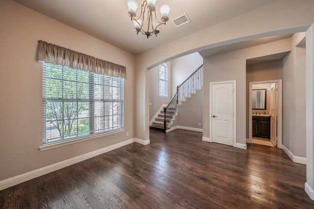 4017 Cascade Sky Drive, Arlington, TX 76005