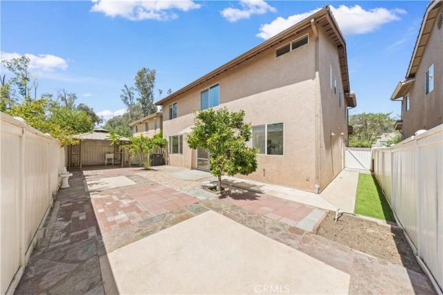980 Jerez, Azusa, CA 91702