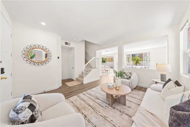 980 Jerez, Azusa, CA 91702