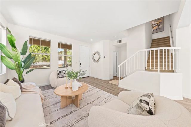 980 Jerez, Azusa, CA 91702