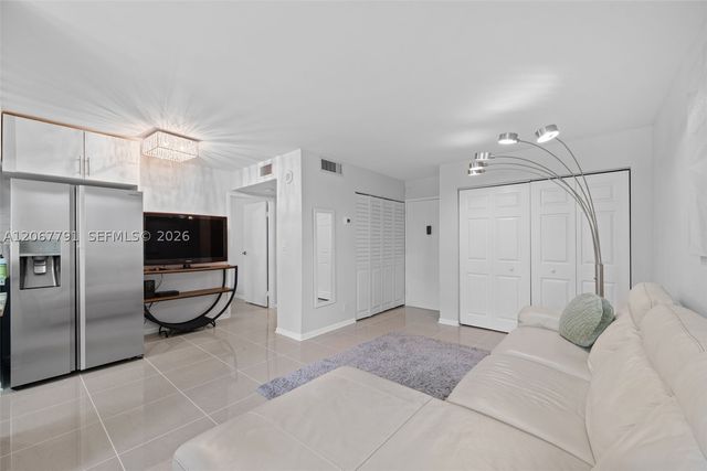 17021 N Bay Rd 425, Sunny Isles Beach, FL 33160