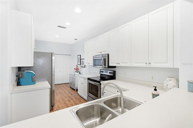 1881 SAN SILVESTRO DRIVE, Venice, FL 34285