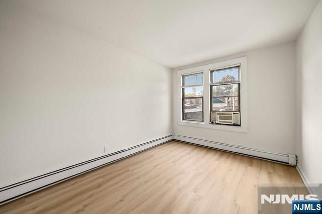 218 Closter Dock Road 1, Closter, NJ 07624